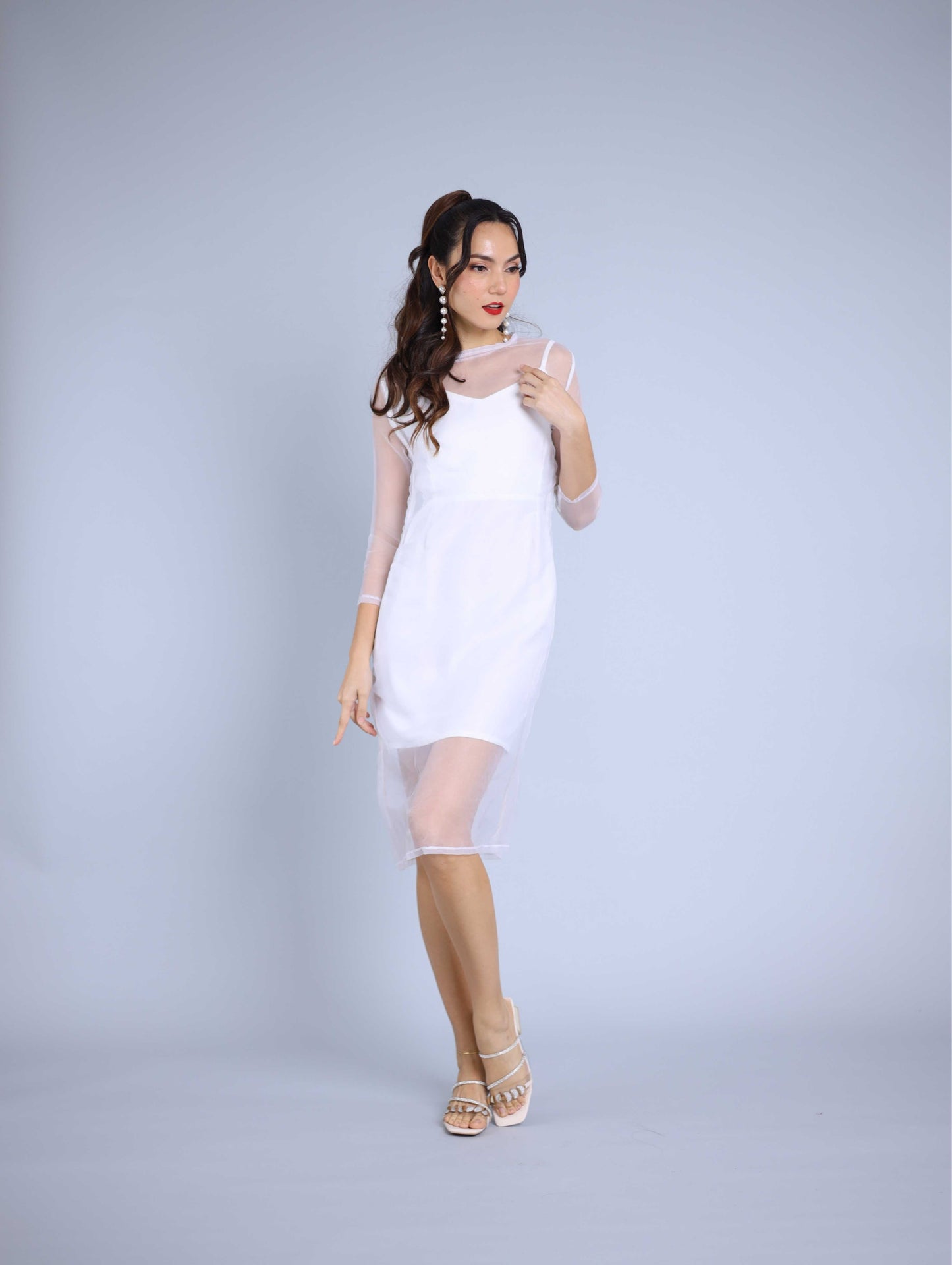 Slik Crepe: Rhea Gown