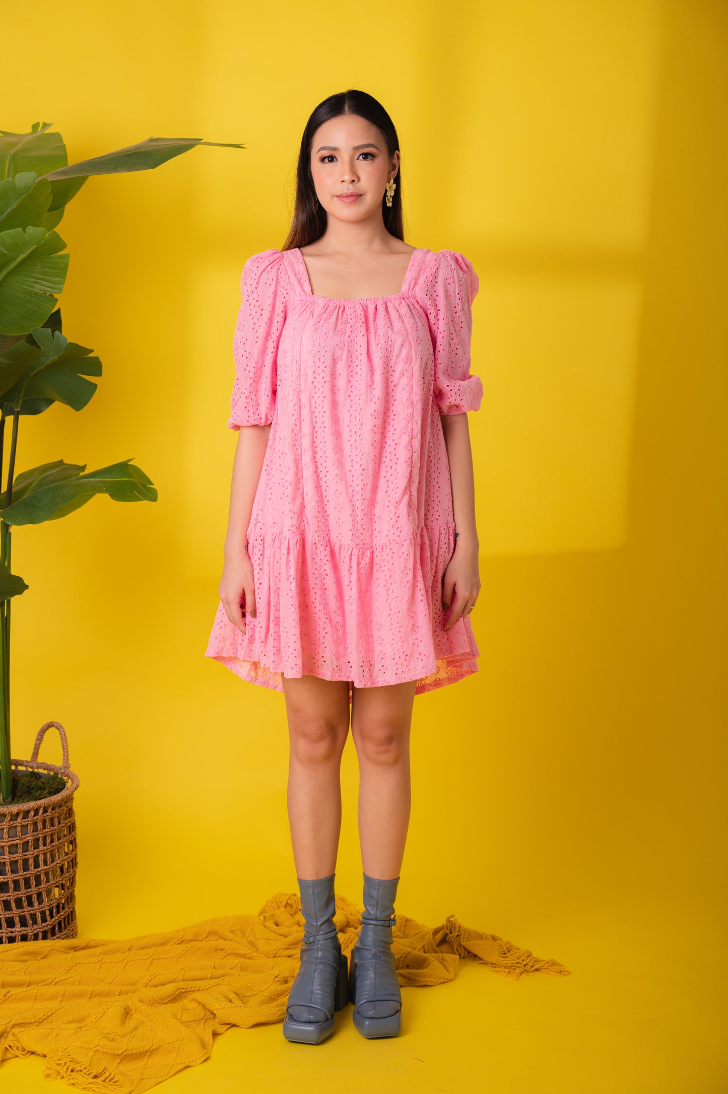 Eyelet 4: Marjone Premium Eyelet Shift Dress