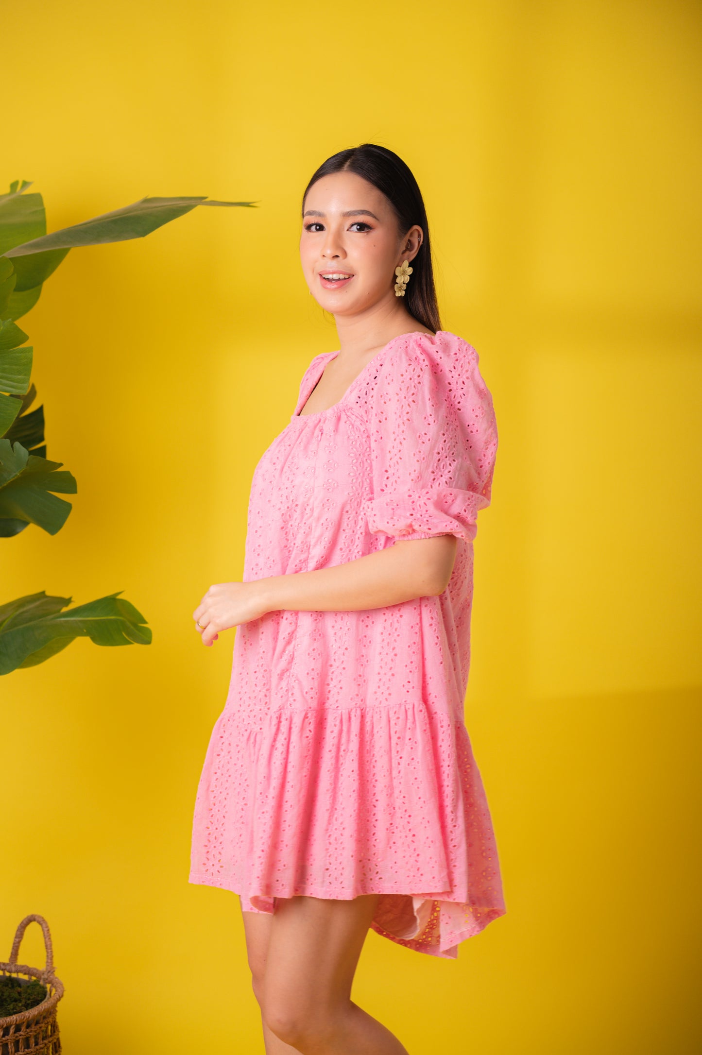 Eyelet 4: Marjone Premium Eyelet Shift Dress