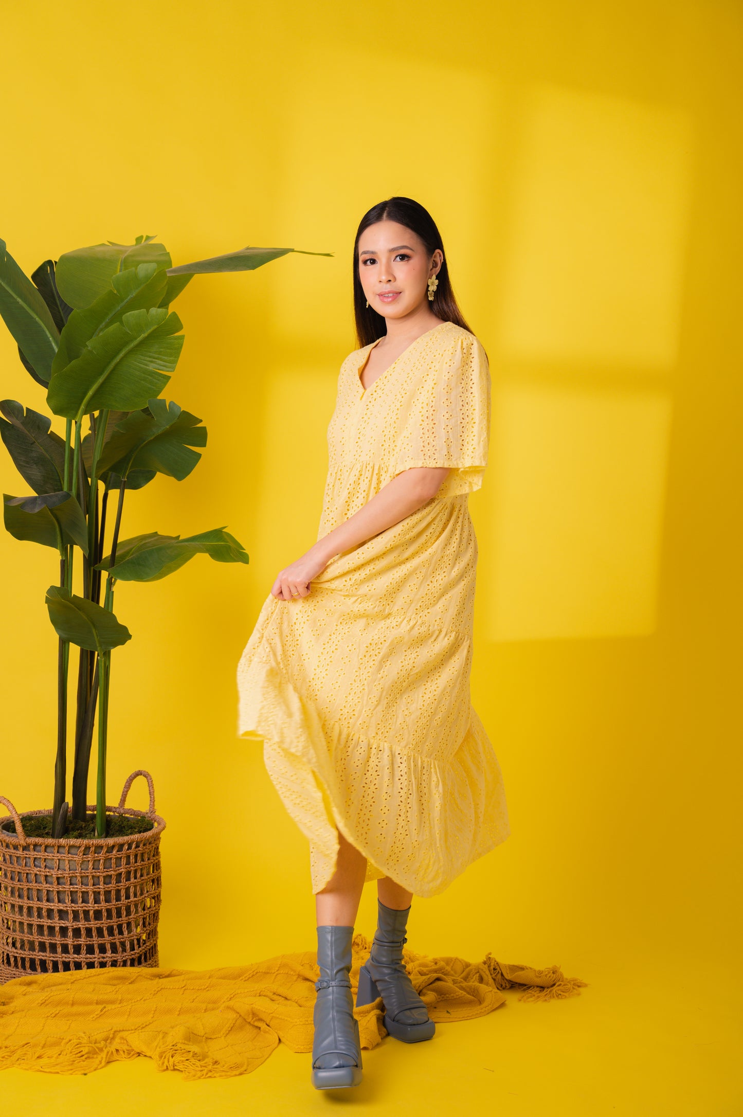 Eyelet 3: Lauren Premium Eyelet Maxi Dress