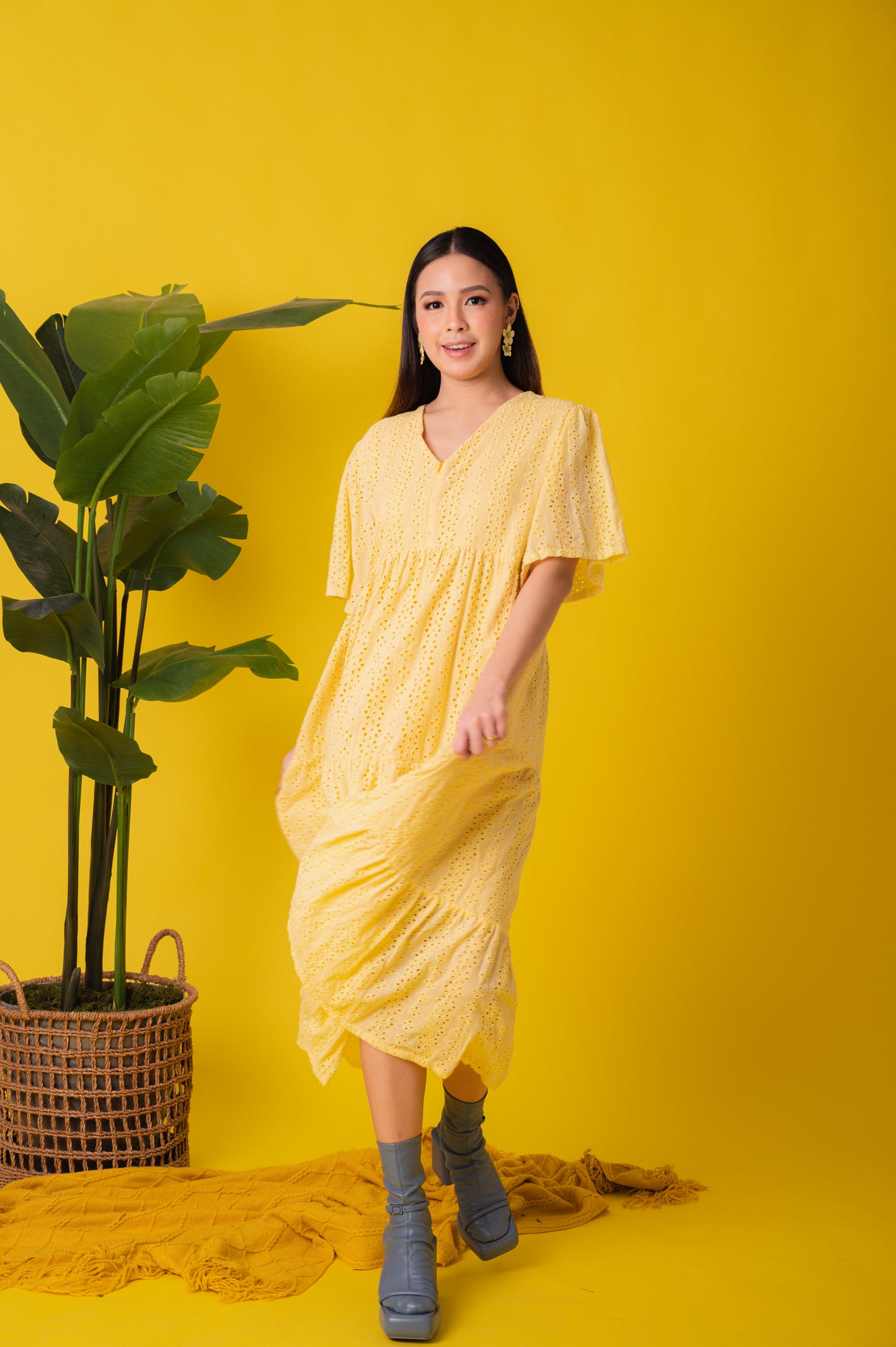 Eyelet 3: Lauren Premium Eyelet Maxi Dress