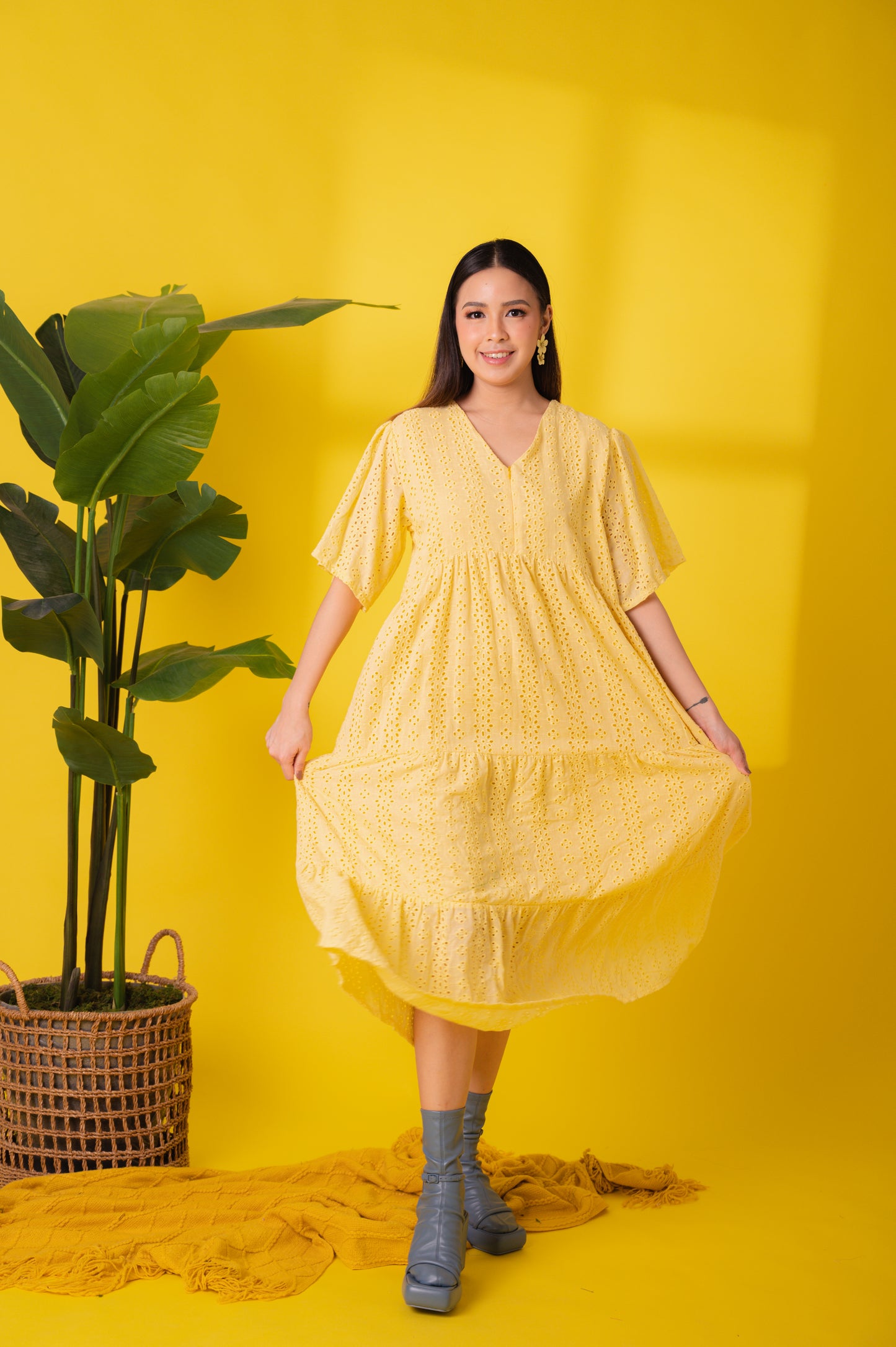 Eyelet 3: Lauren Premium Eyelet Maxi Dress