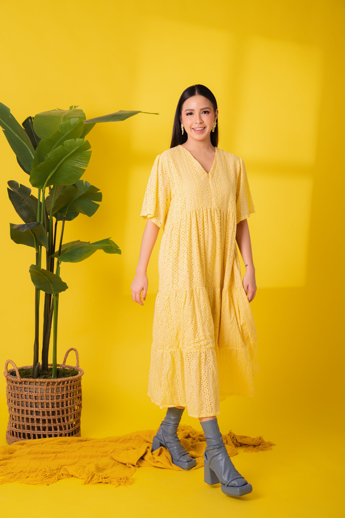 Eyelet 3: Lauren Premium Eyelet Maxi Dress