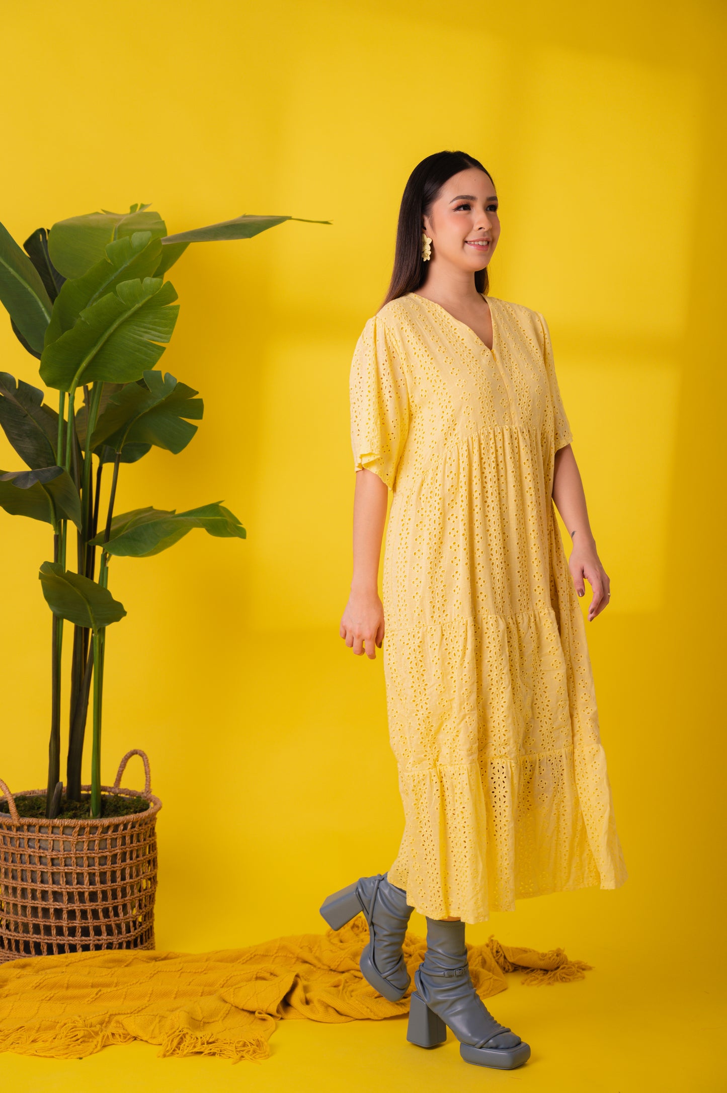 Eyelet 3: Lauren Premium Eyelet Maxi Dress